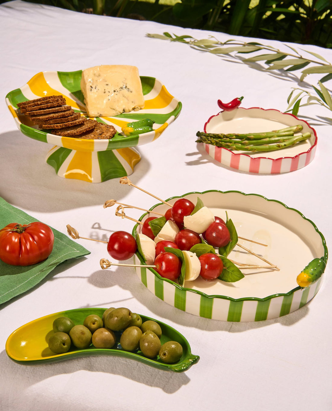 Stoneware Small Dill Dish