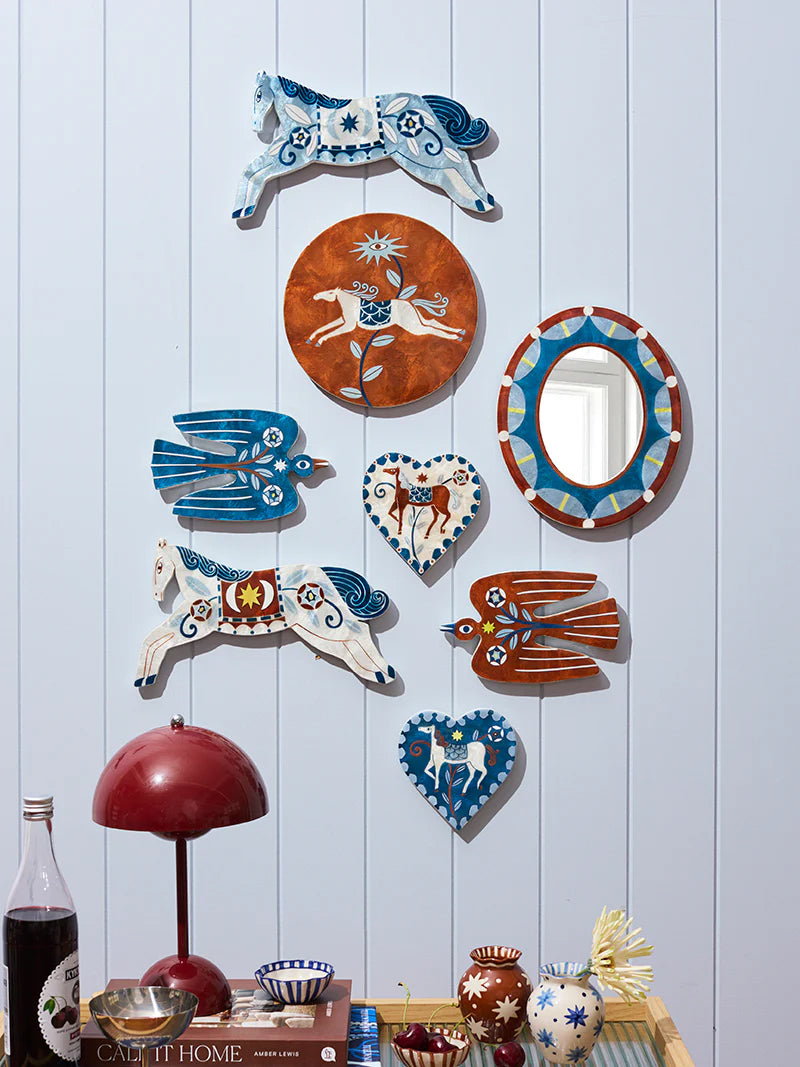 Round Horse Paloma Wall Art